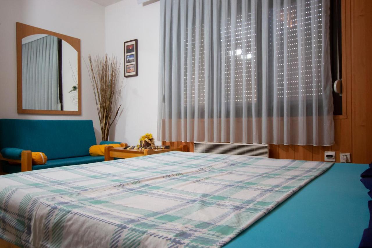 Hi Skopje Hostel Luaran gambar