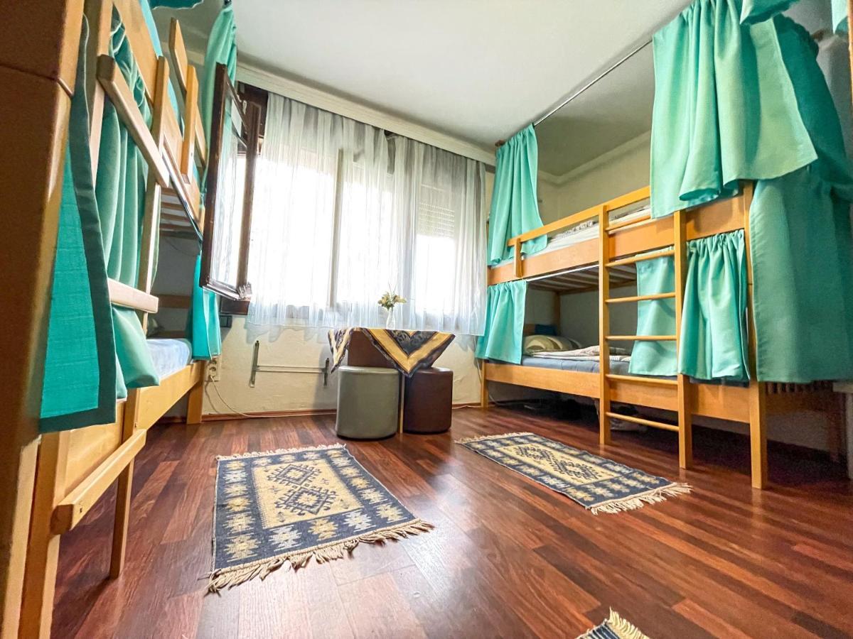 Hi Skopje Hostel Luaran gambar