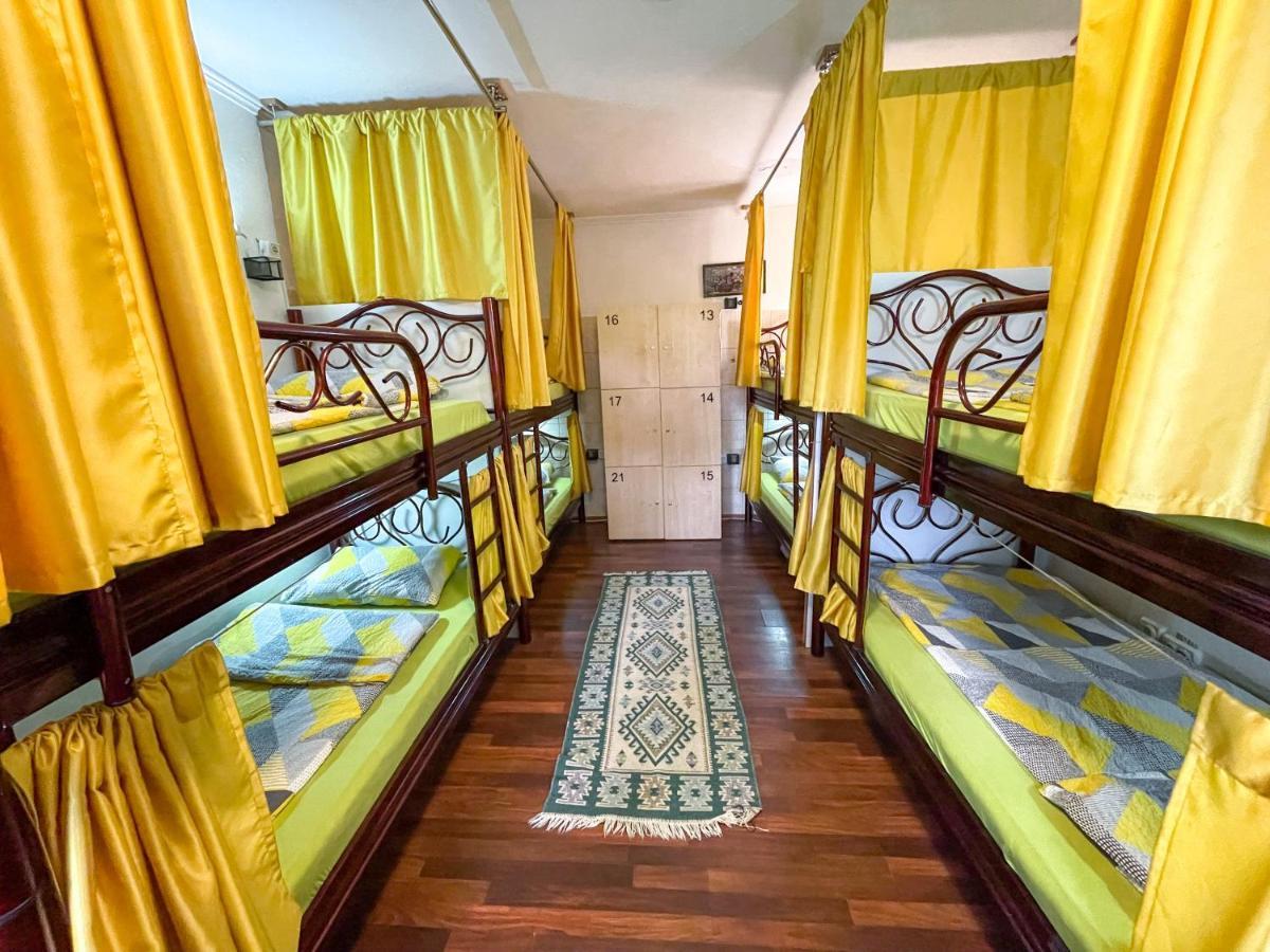 Hi Skopje Hostel Luaran gambar